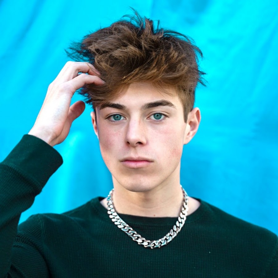 AMLnZu_8IC0-qpSJrxZfq67SUJMi6nb2y4F4ZGTPeDxKzQ=s900-c-k-c0x00ffffff-no-rj