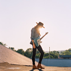 Thumbnail of related channel