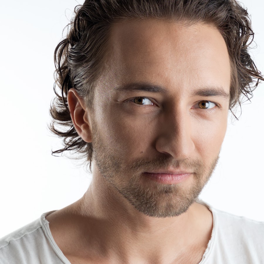 AMLnZu_FKBX8vtwVg5xQyla9FXqGh6UCFbegJVwFVkAj=s900ckc0x00ffffffnorj