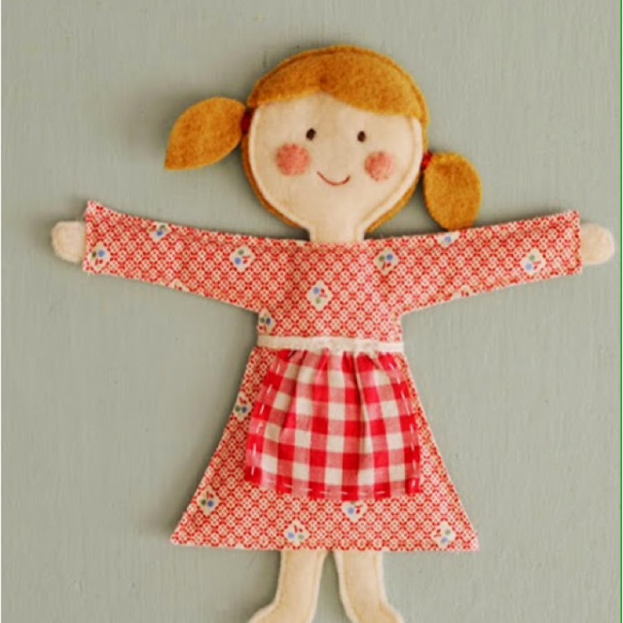 Куколка своими руками для детей. Сшить куклу. Шитые куклы. Плоские куклы из ткани. Тряпичные куклы для малышей.
