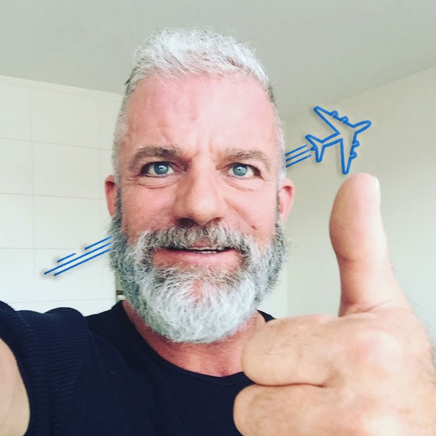 Mr. Chill & Mr. Fluffy on YouTube