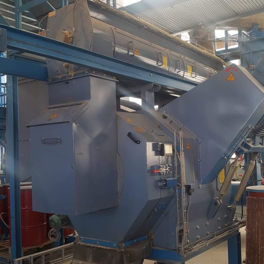 AMLnZu_JTRogI70BuSts_ZbeWrag9u4IAZW1AsLkYEYx=s900-c-k-c0x00ffffff-no-rj