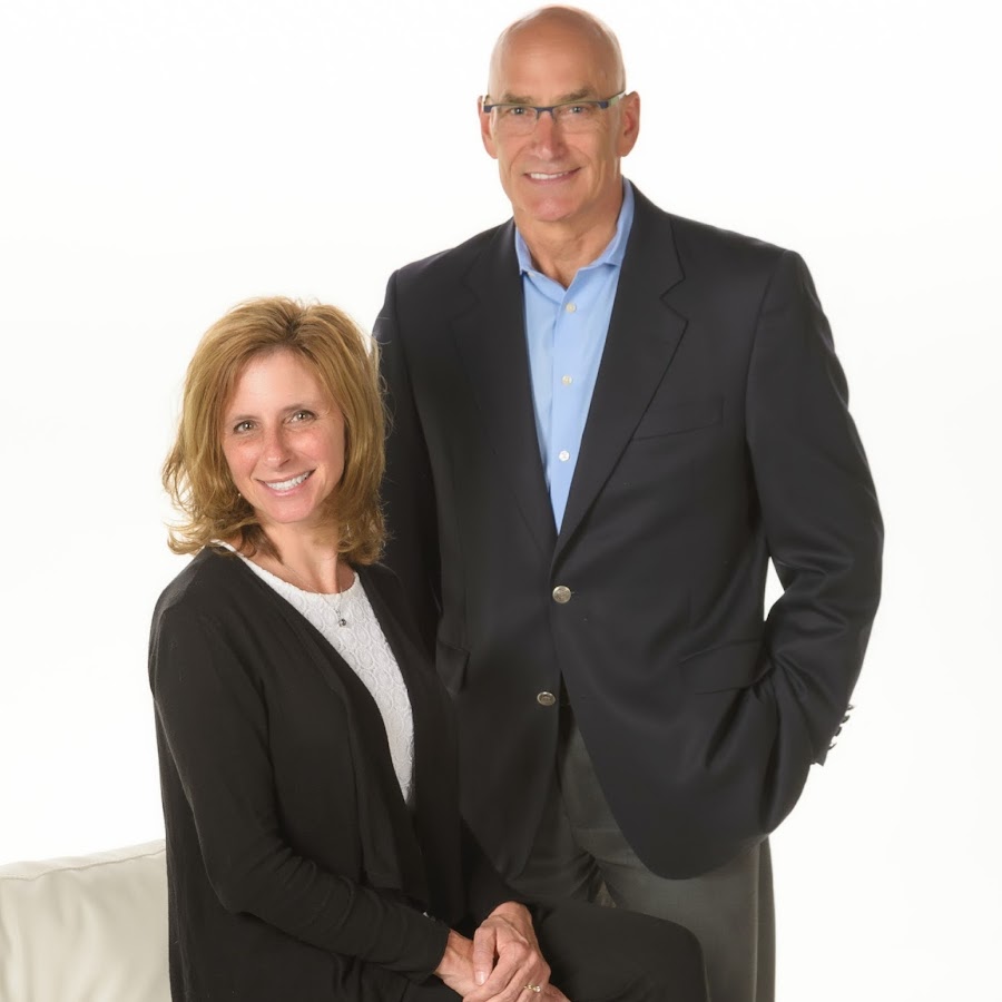 AMLnZu_O2JnCV_NULh2056r1kTTg35XHaM0hlGdwAKI3jA=s900ckc0x00ffffffnorj