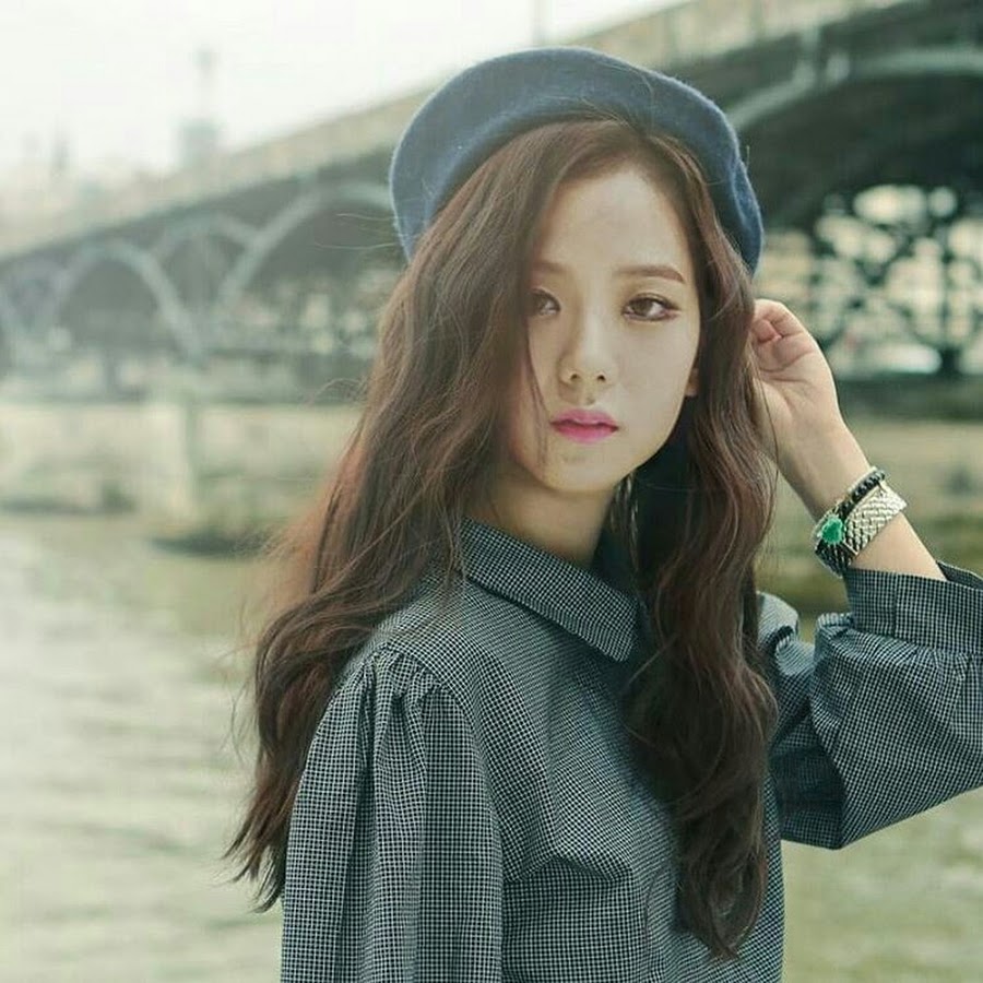 Джису BLACKPINK
