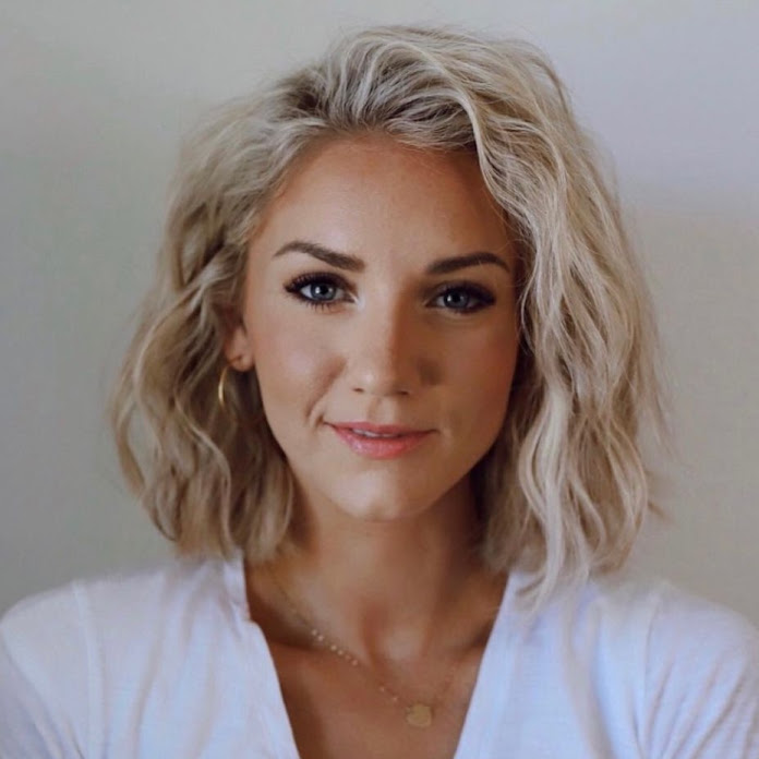 Annies Forget Me Knots Net Worth & Earnings (2026)