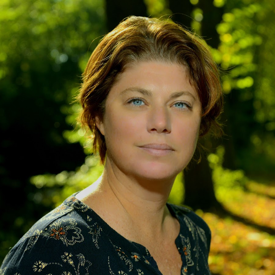 AMLnZu_bhFAdfu3pSG_NSX329CTROIrLarDwEF7Akqi1g=s900ckc0x00ffffffnorj