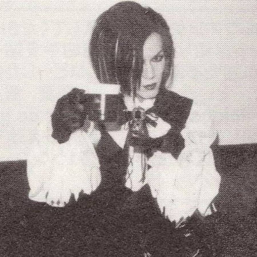 Клаха японский певец. Klaha the 2023 post. Malice mizer klaha era. Klaha японский певец. Malice mizer участники клаха.