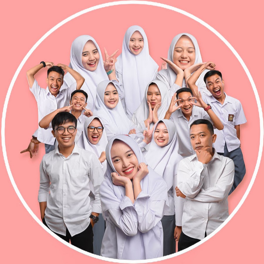 AMLnZu_dHlir3TB_o80UUoaSSCFJKMuyNlu7UCxS9uUkLg=s900-c-k-c0x00ffffff-no-rj