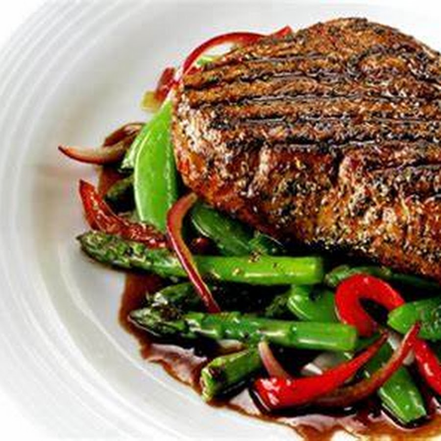 Бифштекс с овощами