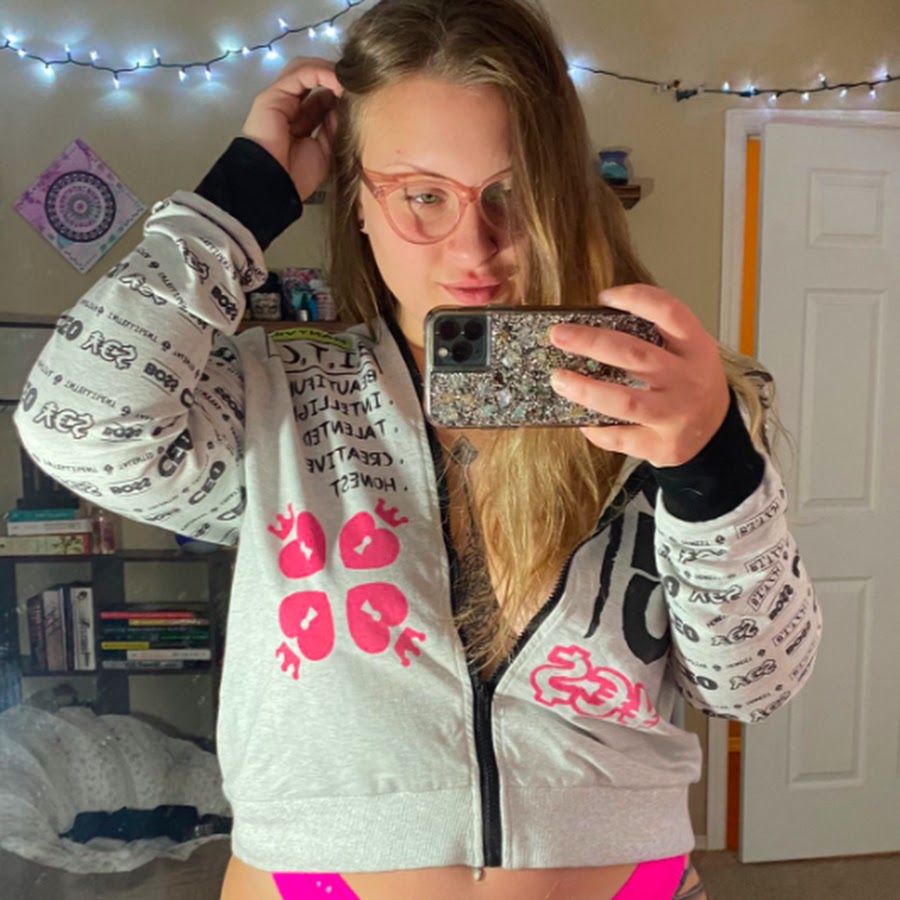 AMLnZu_nmvTEDc5zYb38h_40qRwmc1TxhwYAxJeAViFZ9A=s900-c-k-c0x00ffffff-no-rj