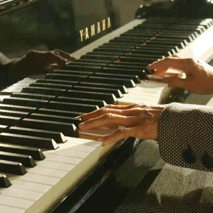 Aaron Net Worth & Earnings (2026)