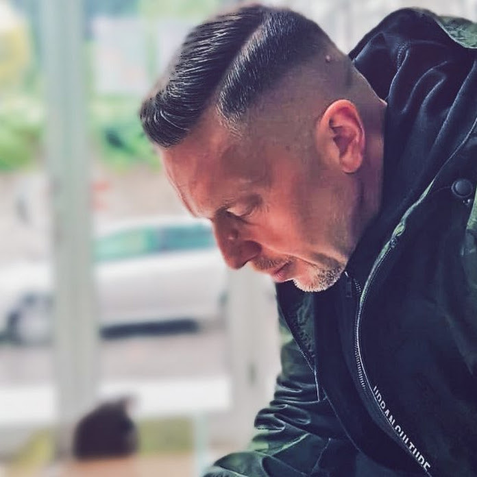 Cris4tay Net Worth & Earnings (2026)