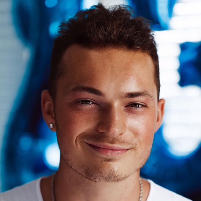 Lance Stewart Net Worth & Earnings (2025)