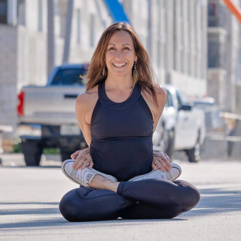Leslie Glickman Yoga