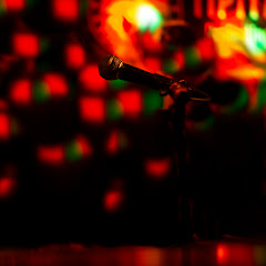 Thumbnail of related channel