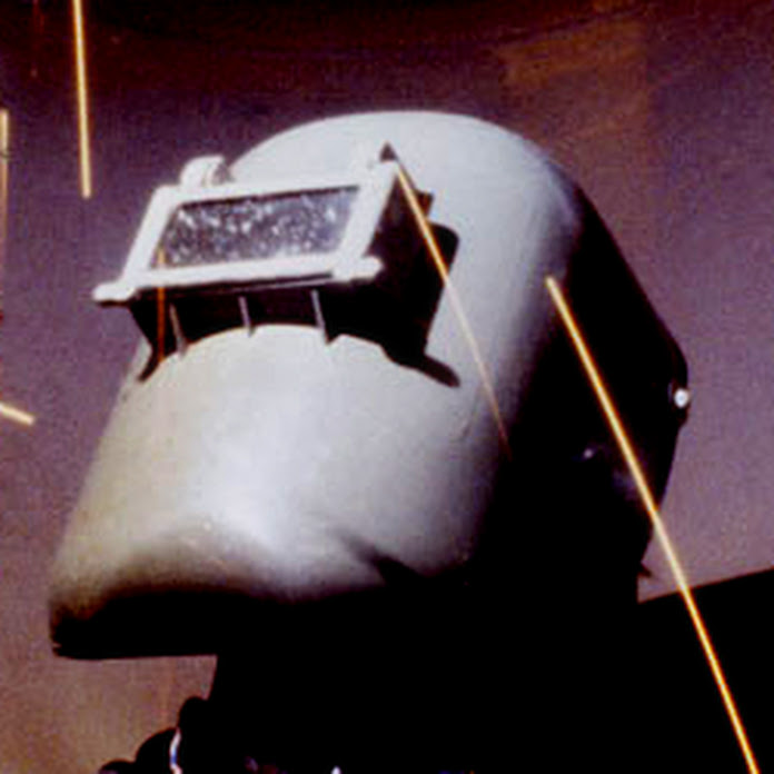 215Days Net Worth & Earnings (2026)