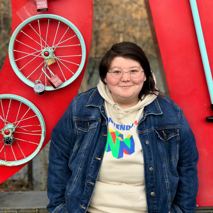 Caitlin Campbell Net Worth & Earnings (2026)