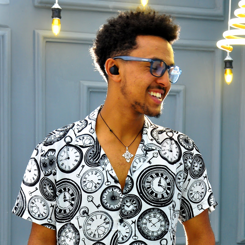 Eyobel tube-እዮቤል ቲዩብ Logo