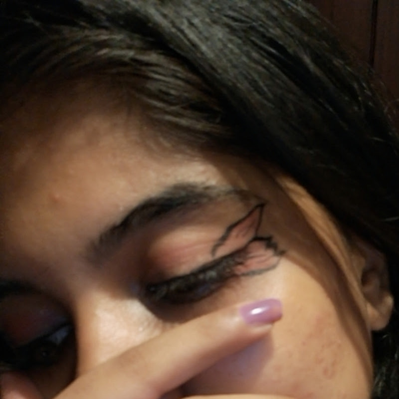 𝓓𝓲𝓿𝔂𝓪 💝🦋