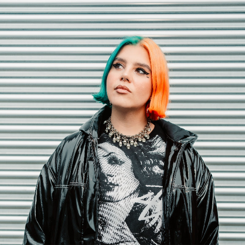 Issey Cross