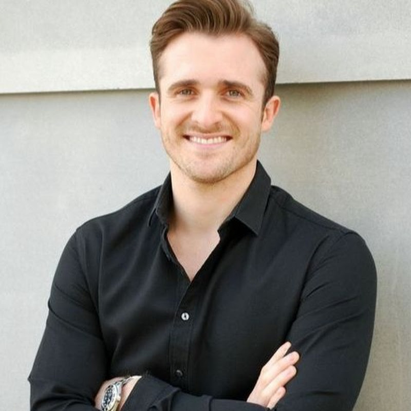 Mindset & Magnetism Logo