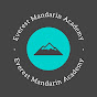 Everest Mandarin Academy logo