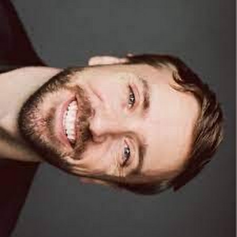 Peter Hollens