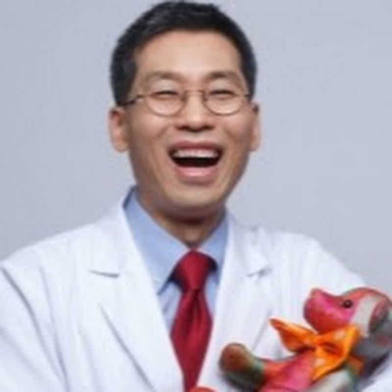 루이빈치과 류지헌 Logo