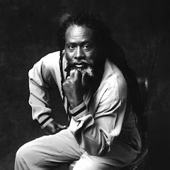 Burning Spear - Topic