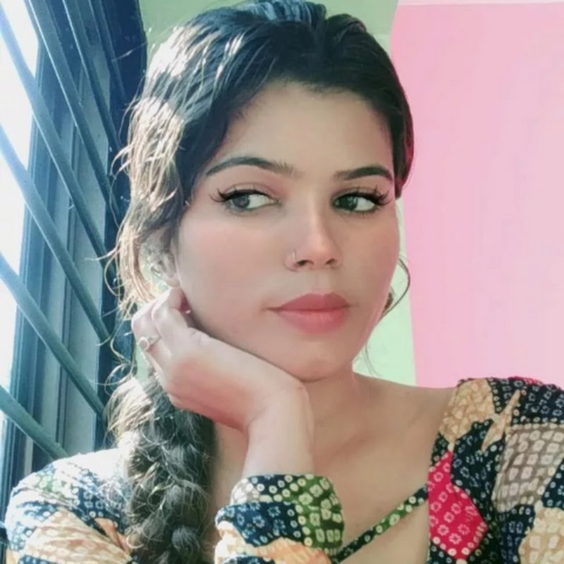 niki with creation 💫