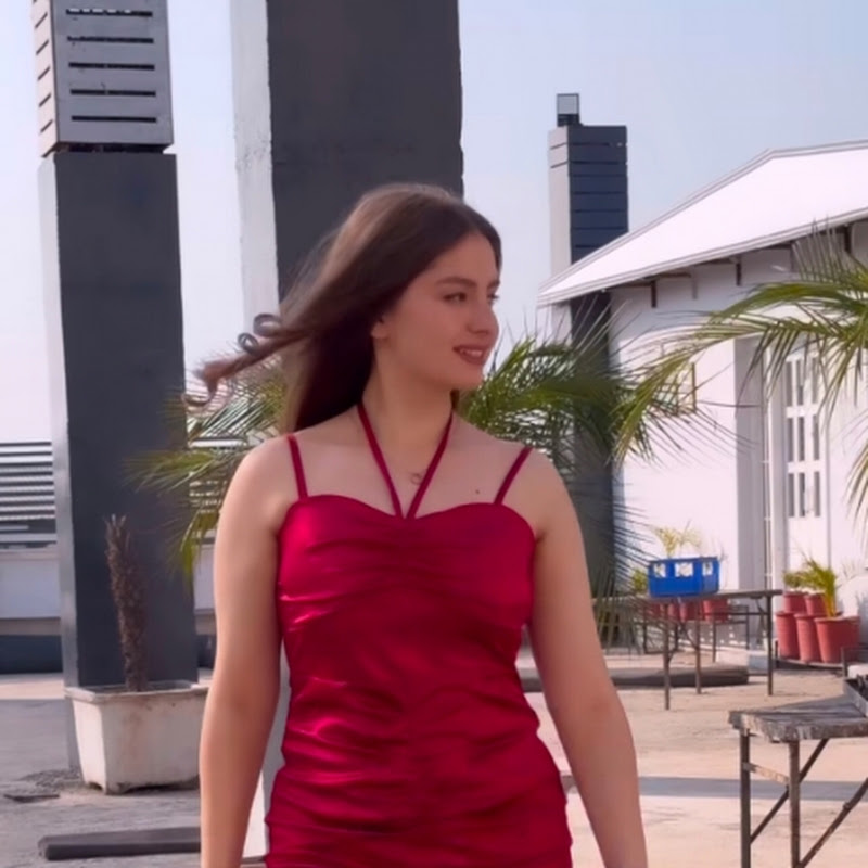 Cute girl dance short