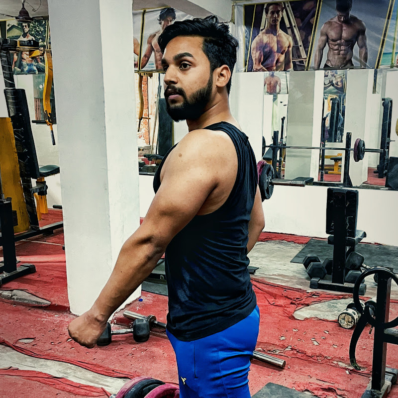 shivam fitmuscle