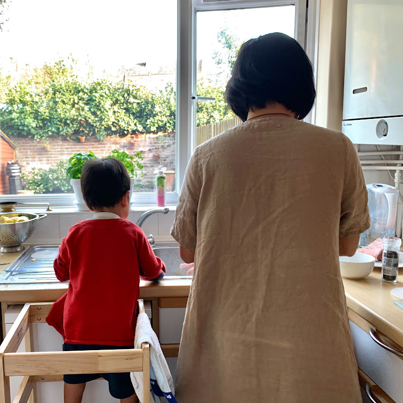 移英煮婦 SIMPLY COOKING Logo