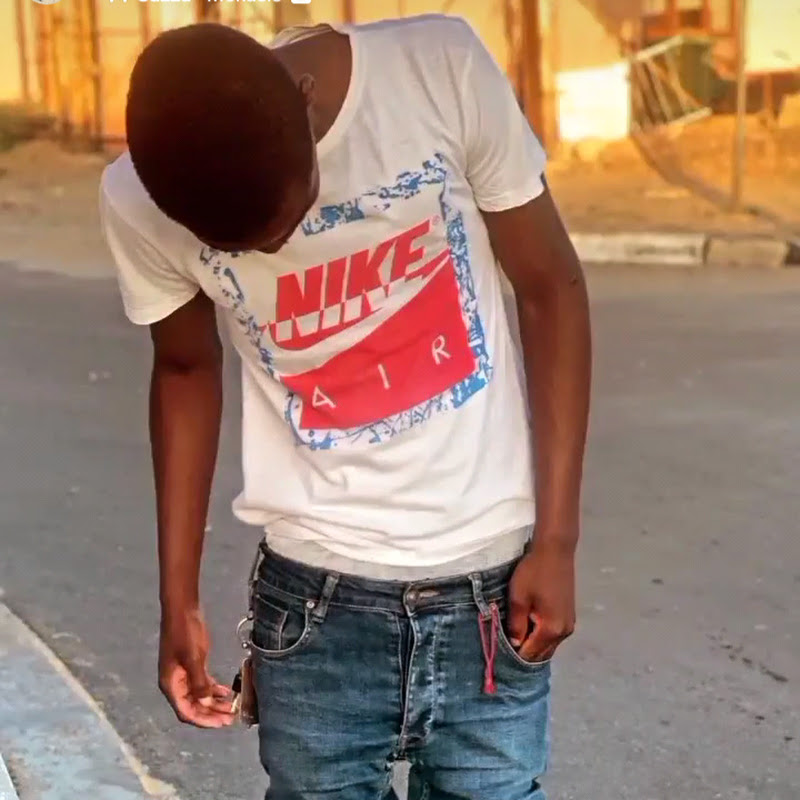 Hire Inkanyezi — Fine Art Painting (Oils, Acrylics) YouTube creator for sponsorships