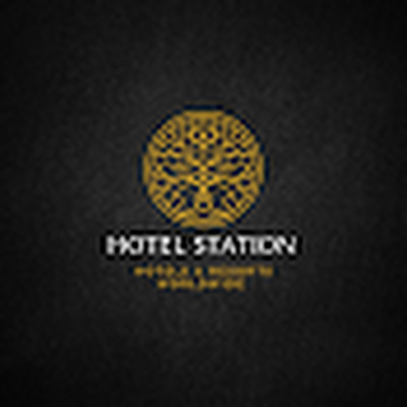 Hotel Station Shorts