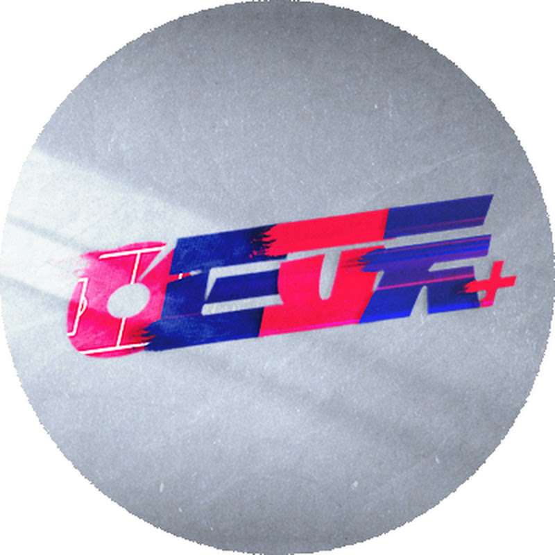 원투펀치 Plus Logo