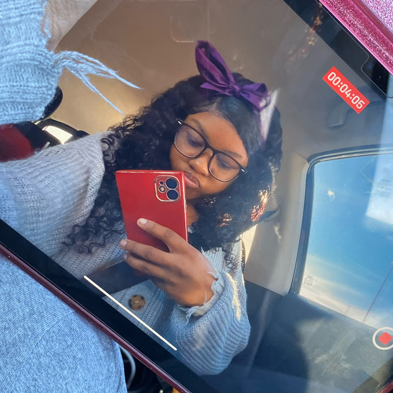 Hire J’Lee Michelle — Mom Vlogs & Family Life (Older Kids) YouTube creator for sponsorships