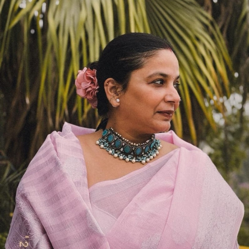 Shalini V Jha