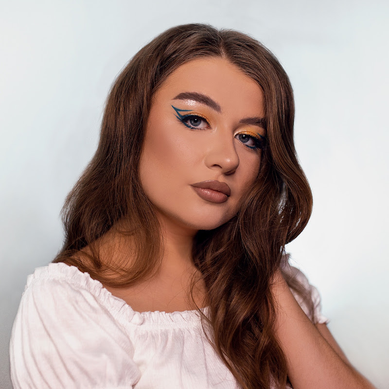 KOKO MUA